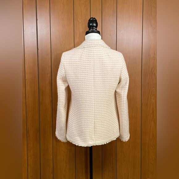 Elie Tahari Blazer size 6 - Picture 9 of 13